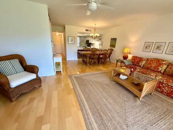 $4,250 | 18390 Southeast Wood Haven Lane, Unit E, Jupiter, FL 33469