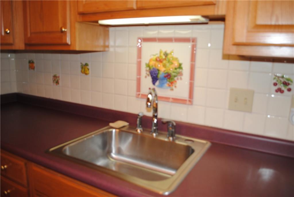 39 Highbury Road Cheswick, PA 15024 - Photo 4 of 13 Gallery Image 4