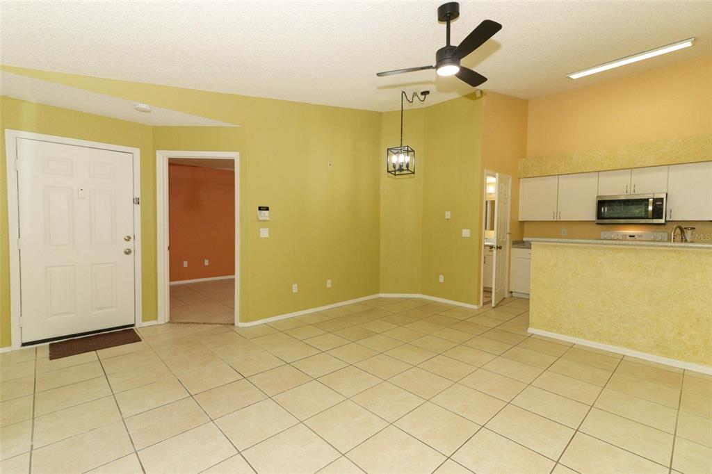 2214 Metropolitan Way, Unit 1032 Orlando, FL 32839 - Photo 10 of 38