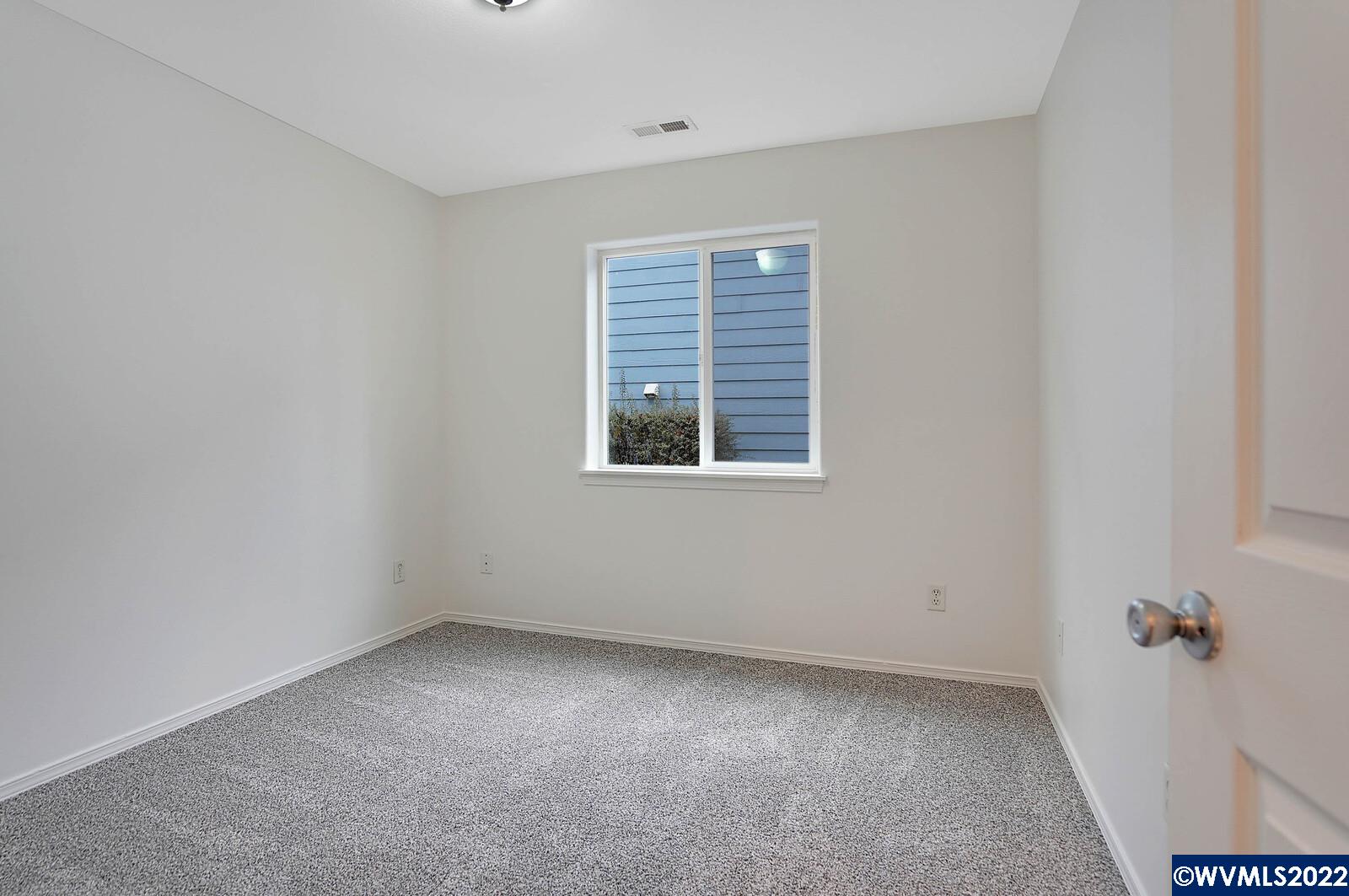 242 Southwest Harder Avenue Dallas, OR 97338 - Photo 19 of 28 Gallery Image 19