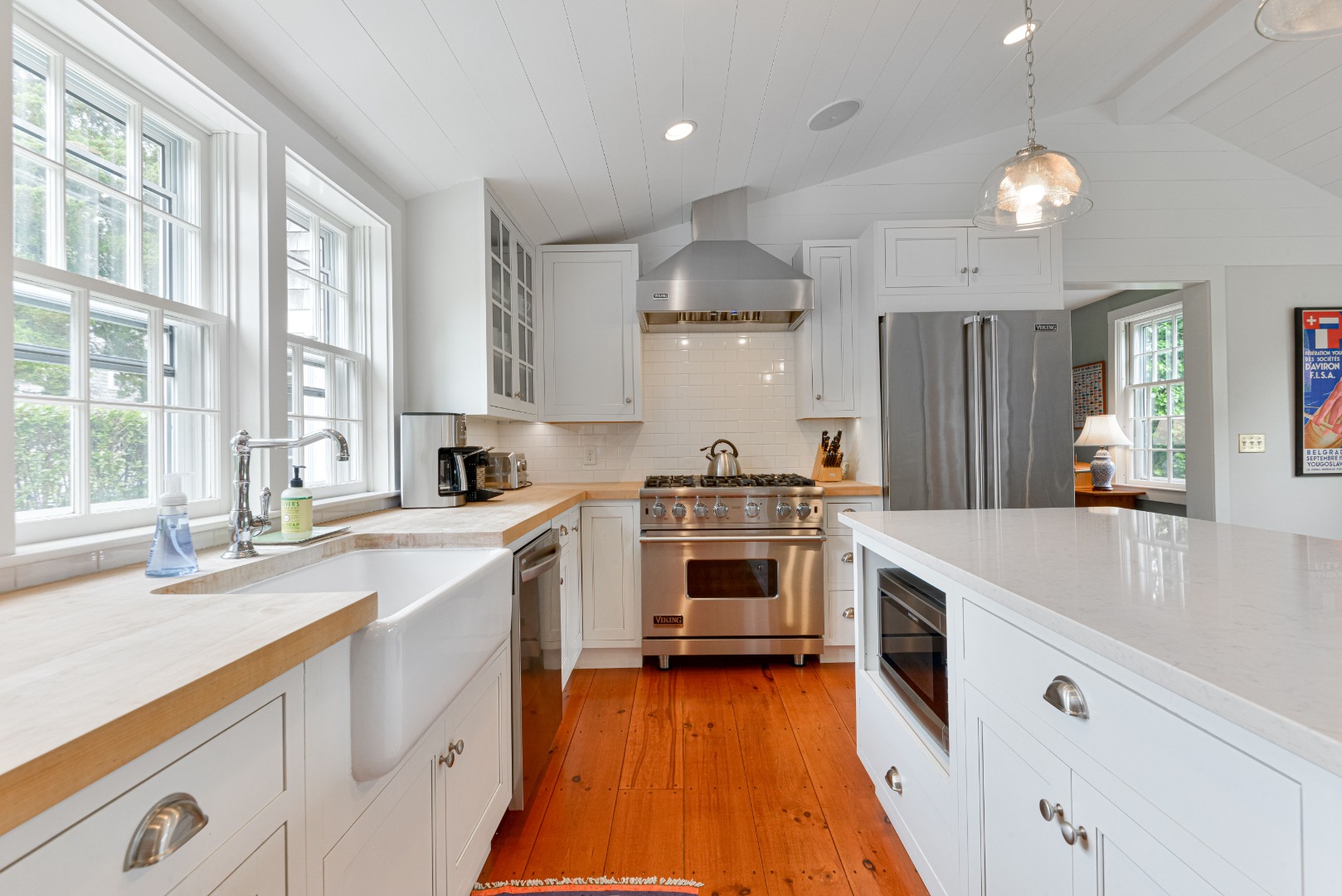8 East Dover Street Nantucket, MA 02554 - Photo 4 of 28