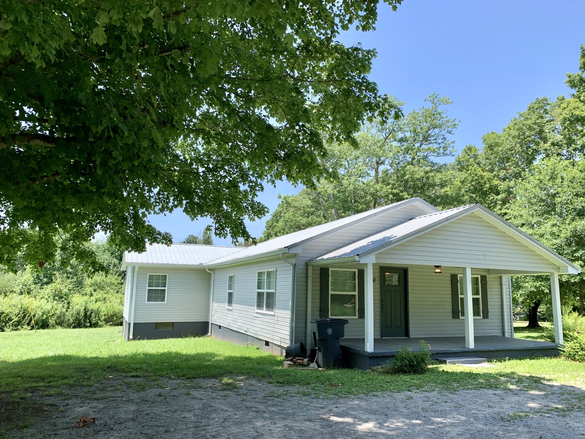 1861 Yager Road McMinnville, TN 37110 - Photo 2 of 18 Gallery Image 2