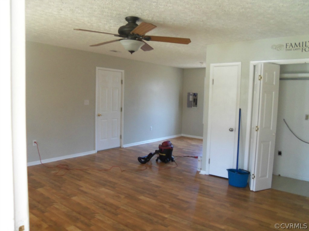 7590 Wagon Run Road Gloucester, VA 23061 - Photo 3 of 12 Gallery Image 3
