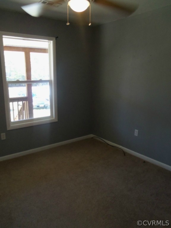 7590 Wagon Run Road Gloucester, VA 23061 - Photo 7 of 12 Gallery Image 7