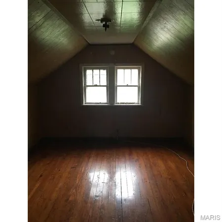 $19,500 | 4934 Plover Avenue, St. Louis, MO 63120