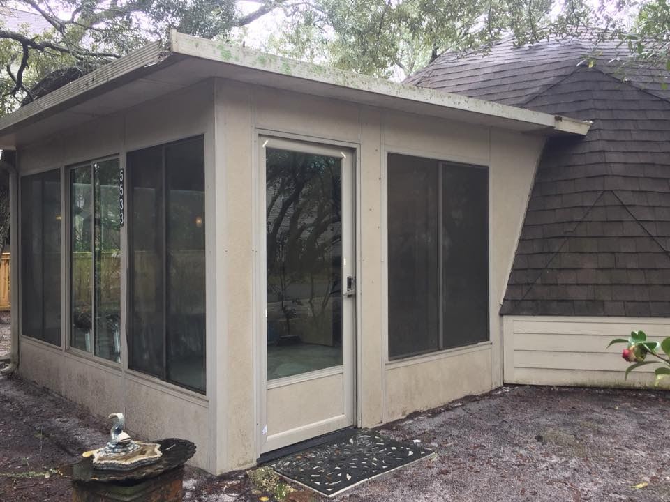 5533 Mobile Avenue Orange Beach, AL 36561 - Photo 5 of 37 Sun Room Front Entrance