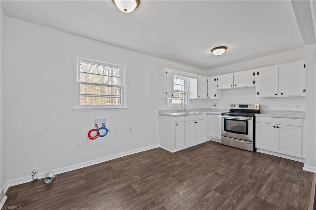 3818 Edgewood Terrace Road Greensboro, NC 27406 - Photo 11 of 40