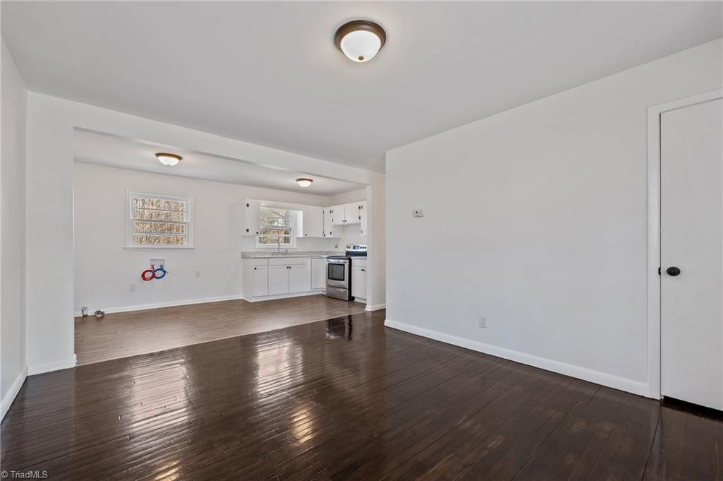 3818 Edgewood Terrace Road Greensboro, NC 27406 - Photo 15 of 40