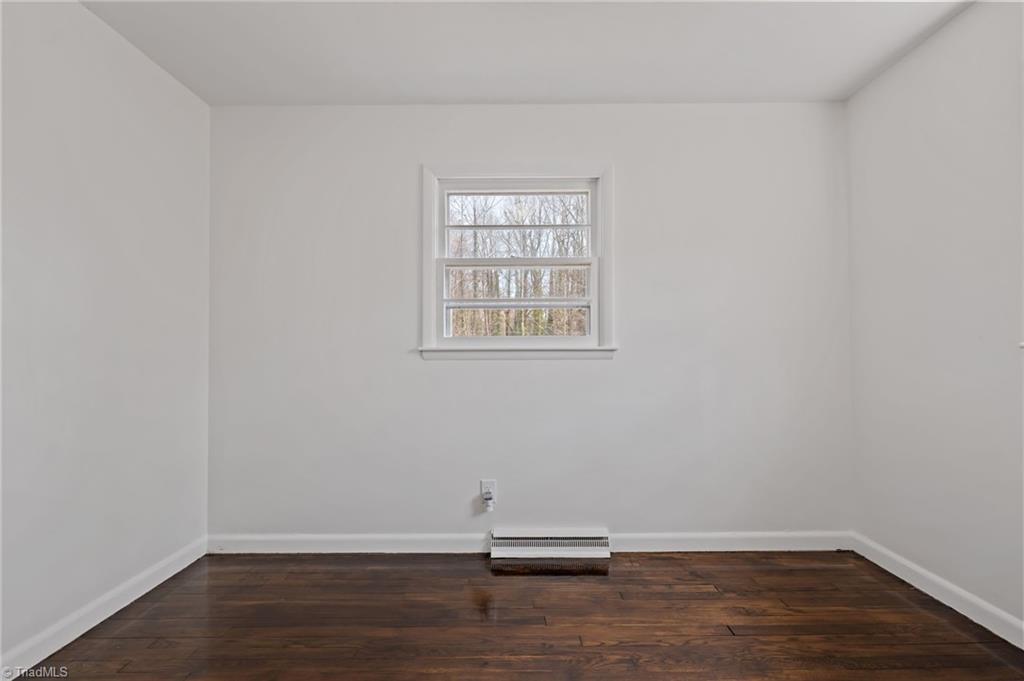 3818 Edgewood Terrace Road Greensboro, NC 27406 - Photo 16 of 40