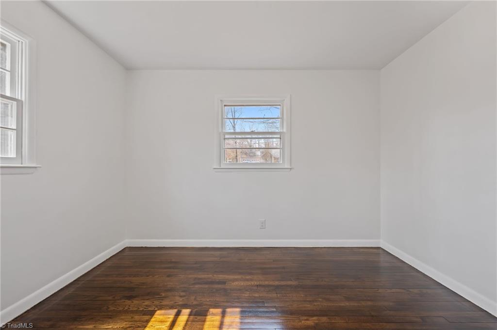 3818 Edgewood Terrace Road Greensboro, NC 27406 - Photo 27 of 40