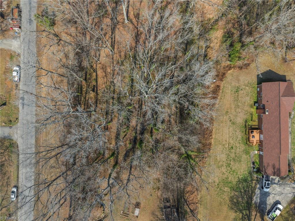 3818 Edgewood Terrace Road Greensboro, NC 27406 - Photo 39 of 40