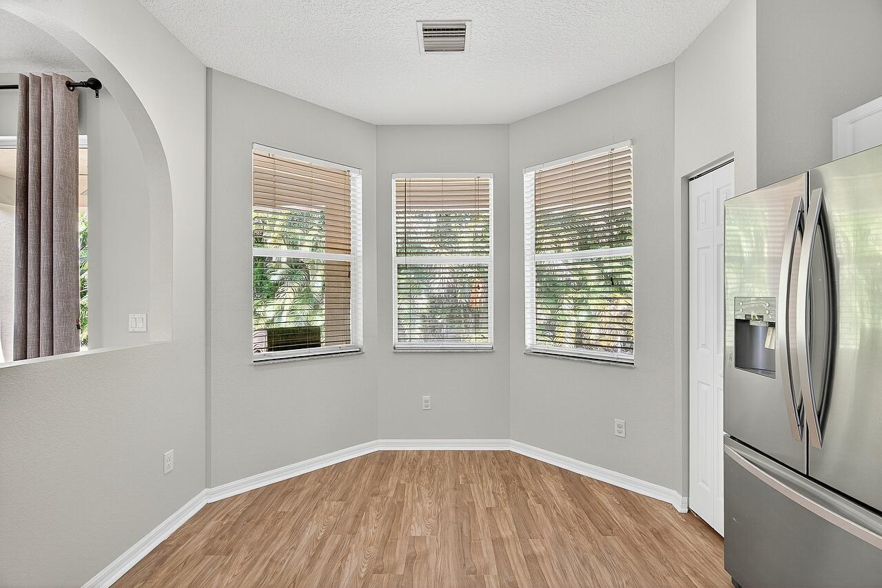 313 Perdido Key Street Port St. Lucie, FL 34986 - Photo 11 of 26 313-SW-Perdido-Key-St-HigMedia-011-1280
