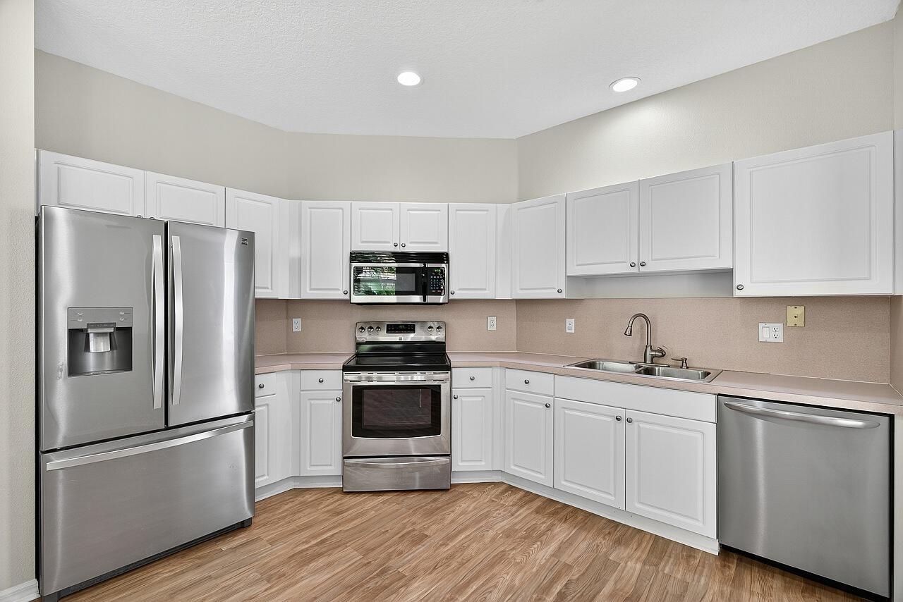 313 Perdido Key Street Port St. Lucie, FL 34986 - Photo 8 of 26 313-SW-Perdido-Key-St-HigMedia-008-1280