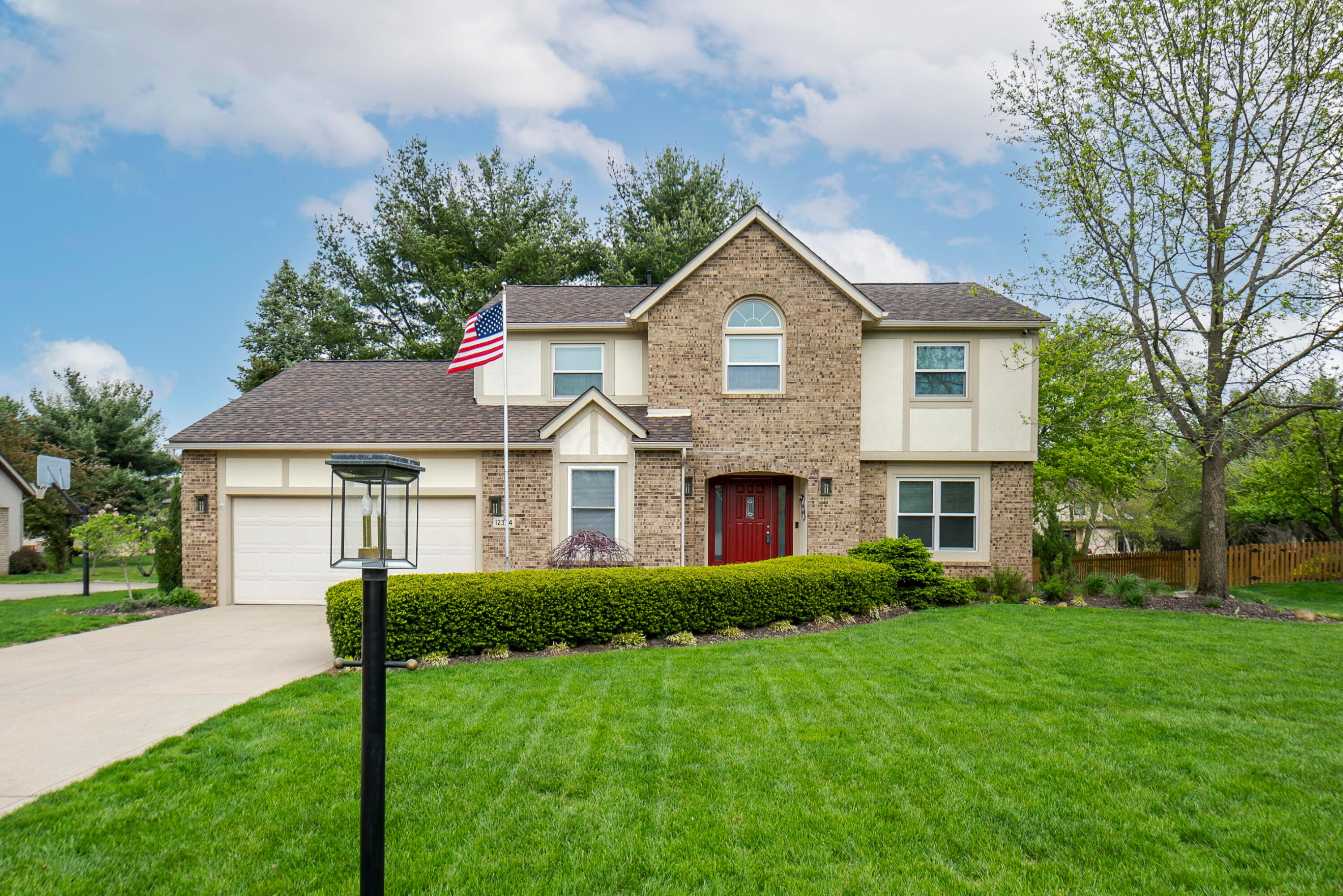 12324 Raintree Avenue Pickerington, OH 43147 - Photo 1 of 55 Front