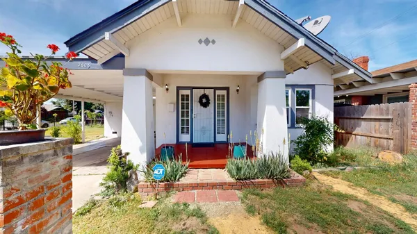 $399,000 | 2605 North Wishon Avenue, Fresno, CA 93704