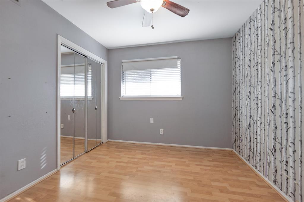 518 Worcester Way Richardson, TX 75080 - Photo 16 of 35 a view of an empty room with a window