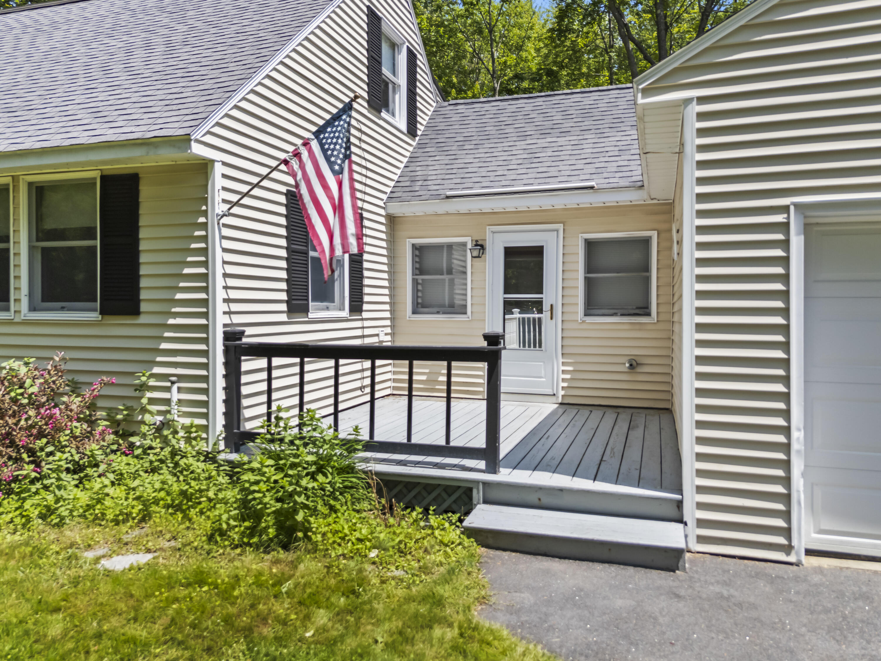 171 Mountfort Road North Yarmouth, ME 04097 - Photo 6 of 50 171 Mountfort Rd_102