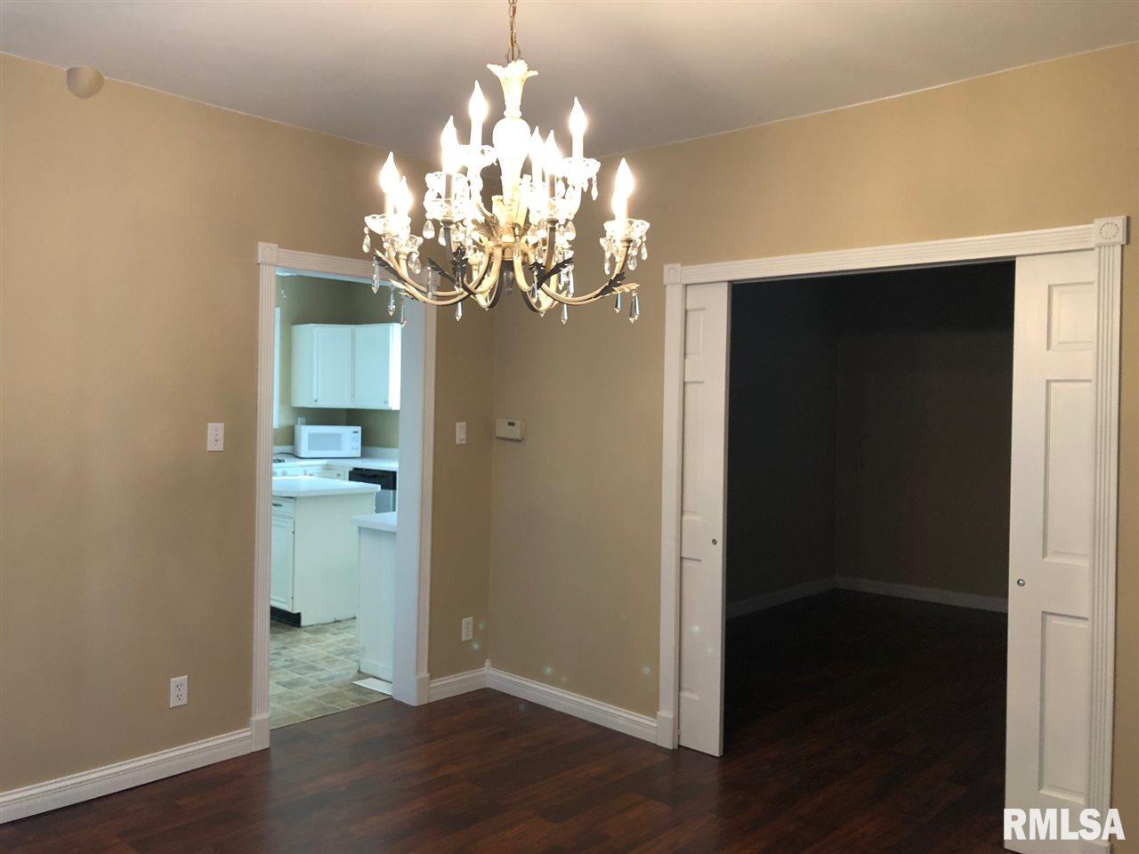 432 West Chestnut Street Canton, IL 61520 - Photo 8 of 26 Gallery Image 8