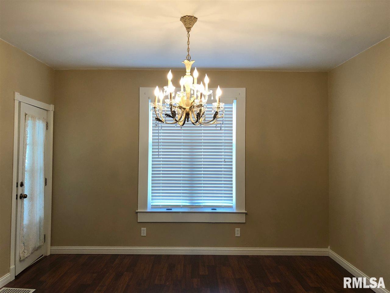 432 West Chestnut Street Canton, IL 61520 - Photo 9 of 26 Gallery Image 9