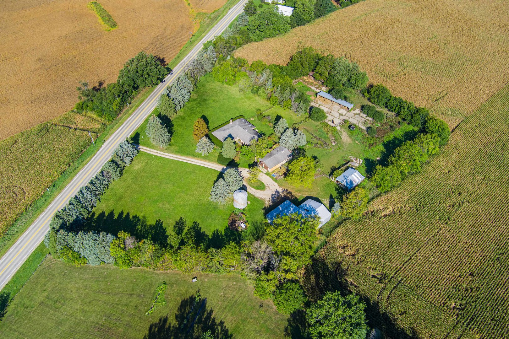 4104 Alden Road Woodstock, IL 60098 - Photo 3 of 48