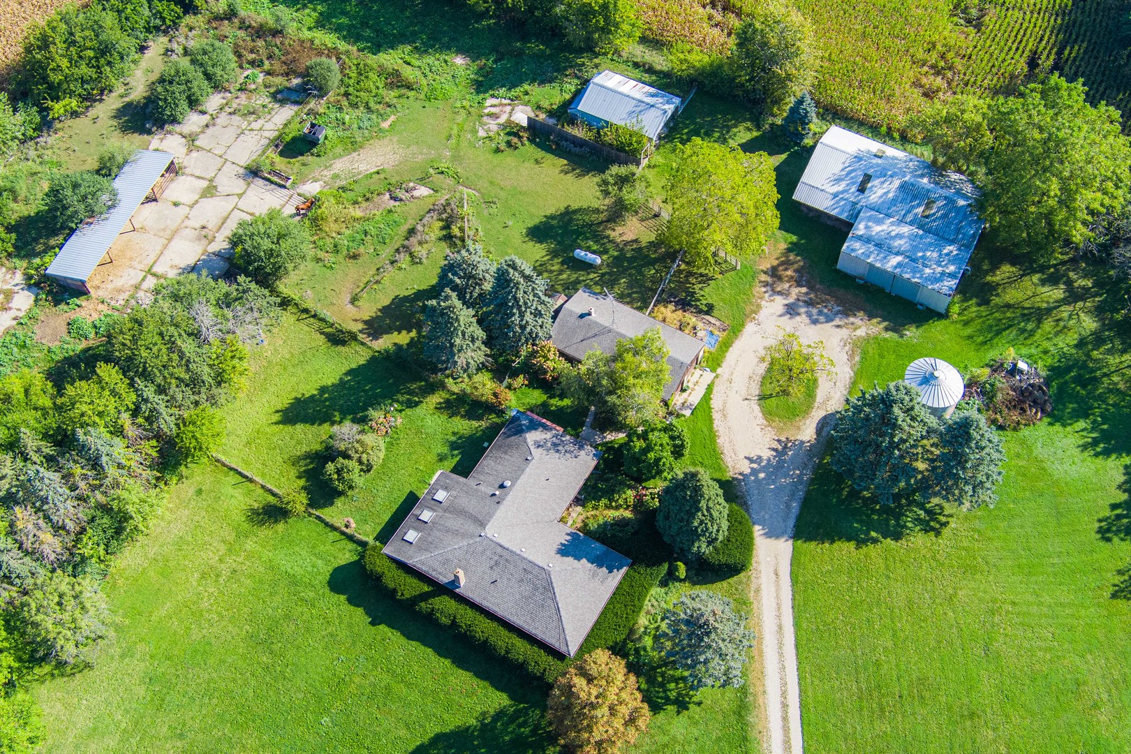 4104 Alden Road Woodstock, IL 60098 - Photo 6 of 48