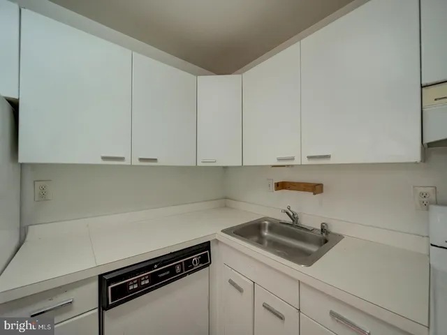 $317,000 | 2939 Van Ness Street Northwest, Unit 807, Washington, DC 20008