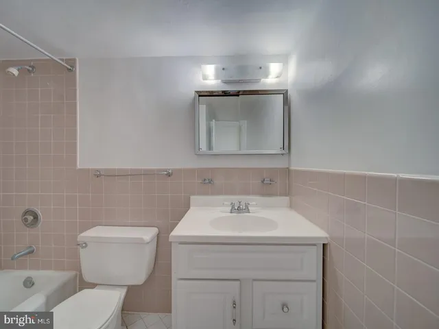 $317,000 | 2939 Van Ness Street Northwest, Unit 807, Washington, DC 20008