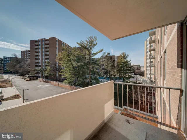 $317,000 | 2939 Van Ness Street Northwest, Unit 807, Washington, DC 20008