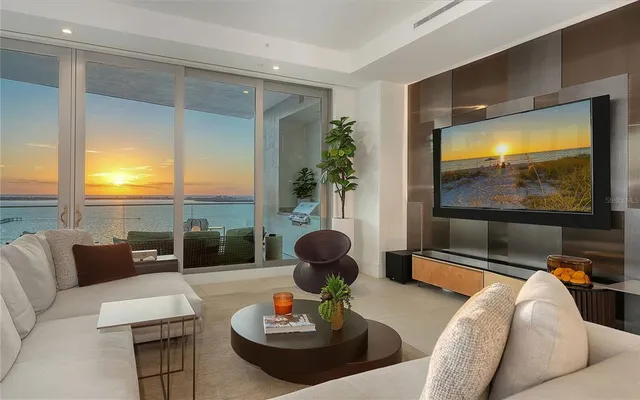 $7,250,000 | 401 Quay, Unit 1501, Sarasota, FL 34236