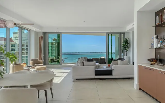 $7,250,000 | 401 Quay, Unit 1501, Sarasota, FL 34236