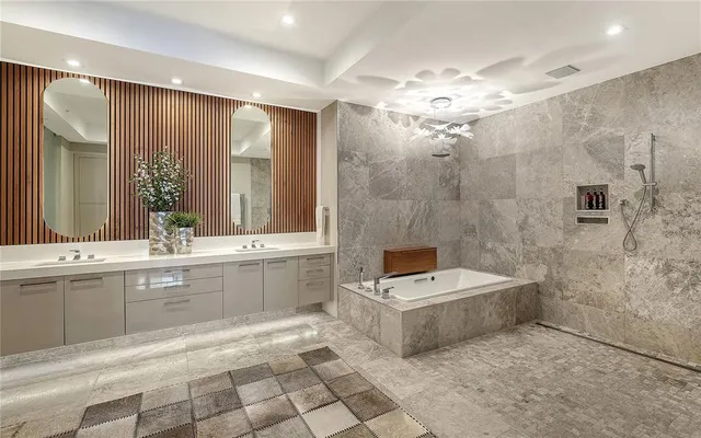 $7,250,000 | 401 Quay, Unit 1501, Sarasota, FL 34236