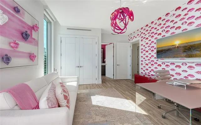 $7,250,000 | 401 Quay, Unit 1501, Sarasota, FL 34236