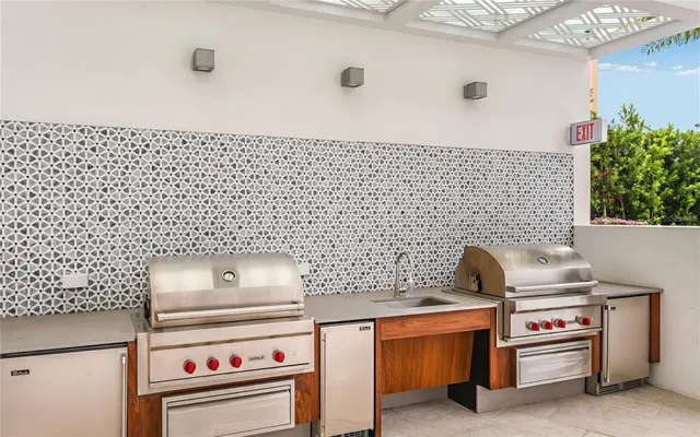 $7,250,000 | 401 Quay, Unit 1501, Sarasota, FL 34236