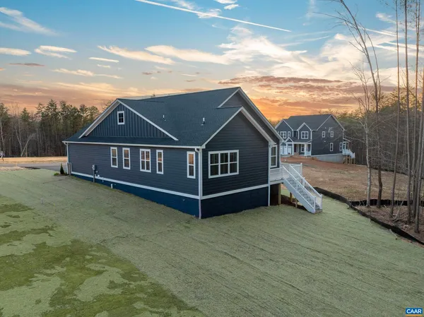 $554,900 | 33 Whisperwood Court, Troy, VA 22974