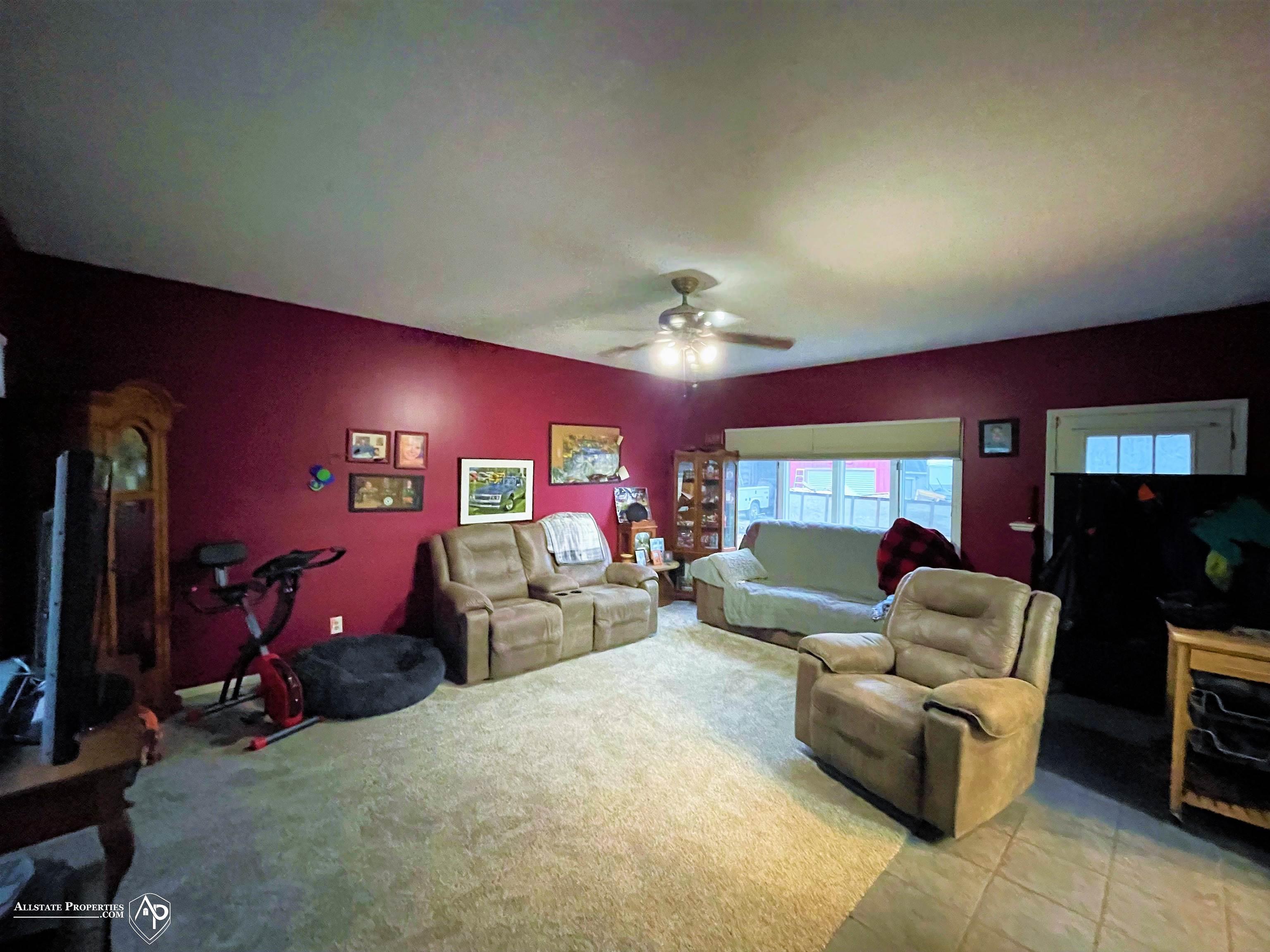 7273 North Jennings Road Mount Morris, MI 48458 - Photo 4 of 28 50099545-3.JPG