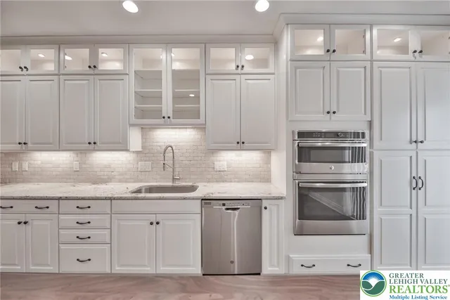 $379,900 | 2529 Gila Drive, Easton, PA 18040