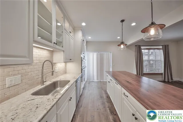 $379,900 | 2529 Gila Drive, Easton, PA 18040