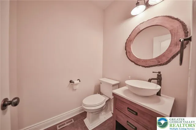 $379,900 | 2529 Gila Drive, Easton, PA 18040