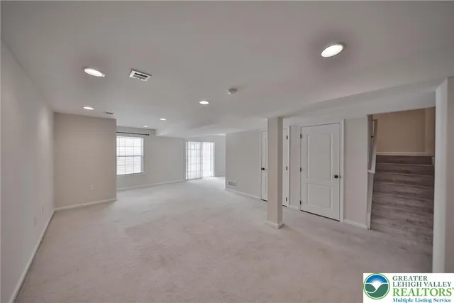 $379,900 | 2529 Gila Drive, Easton, PA 18040