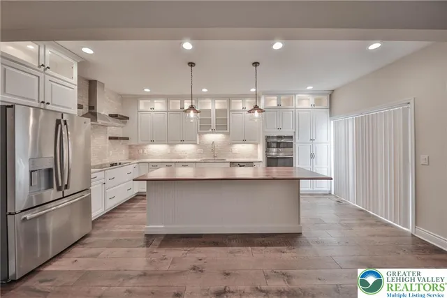 $379,900 | 2529 Gila Drive, Easton, PA 18040