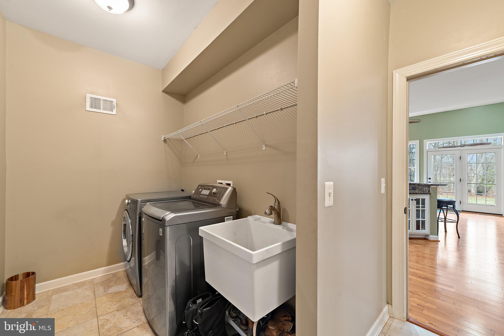 4564 Gates Road Warrenton, VA 20187 - Photo 32 of 39 Laundry room