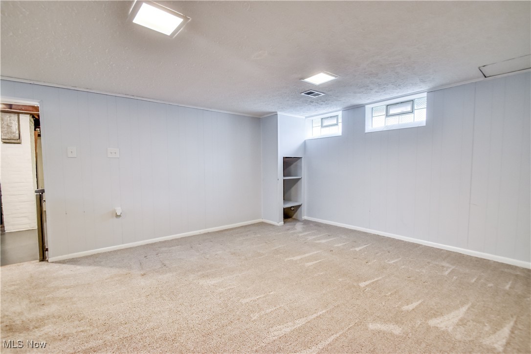 1400 Sunset Road Cleveland, OH 44124 - Photo 36 of 47