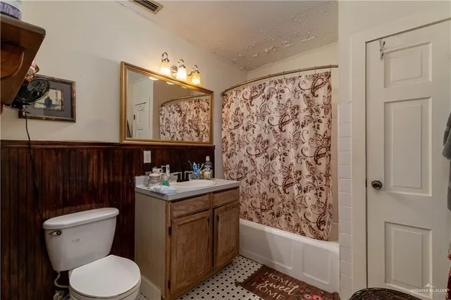 $240,000 | 117 West Pierce Avenue, Harlingen, TX 78550