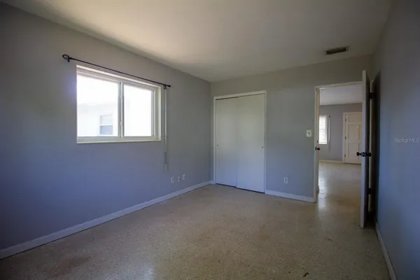 $2,200 | 325 42nd Avenue North, St. Petersburg, FL 33703