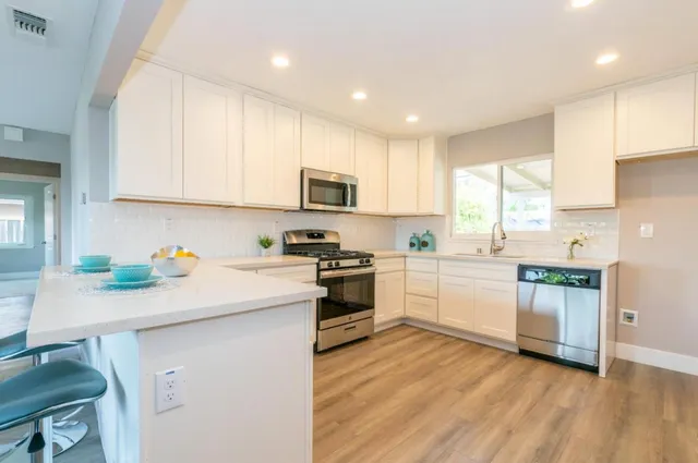 $369,000 | 690 Acacia Avenue, Sacramento, CA 95815