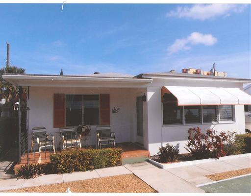 220 East 23rd Street Riviera Beach, FL 33404 - Photo 1 of 2 Primary Photo