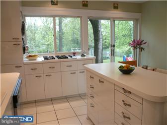 89 Poe Road Princeton, NJ 08540 - Photo 5 of 10