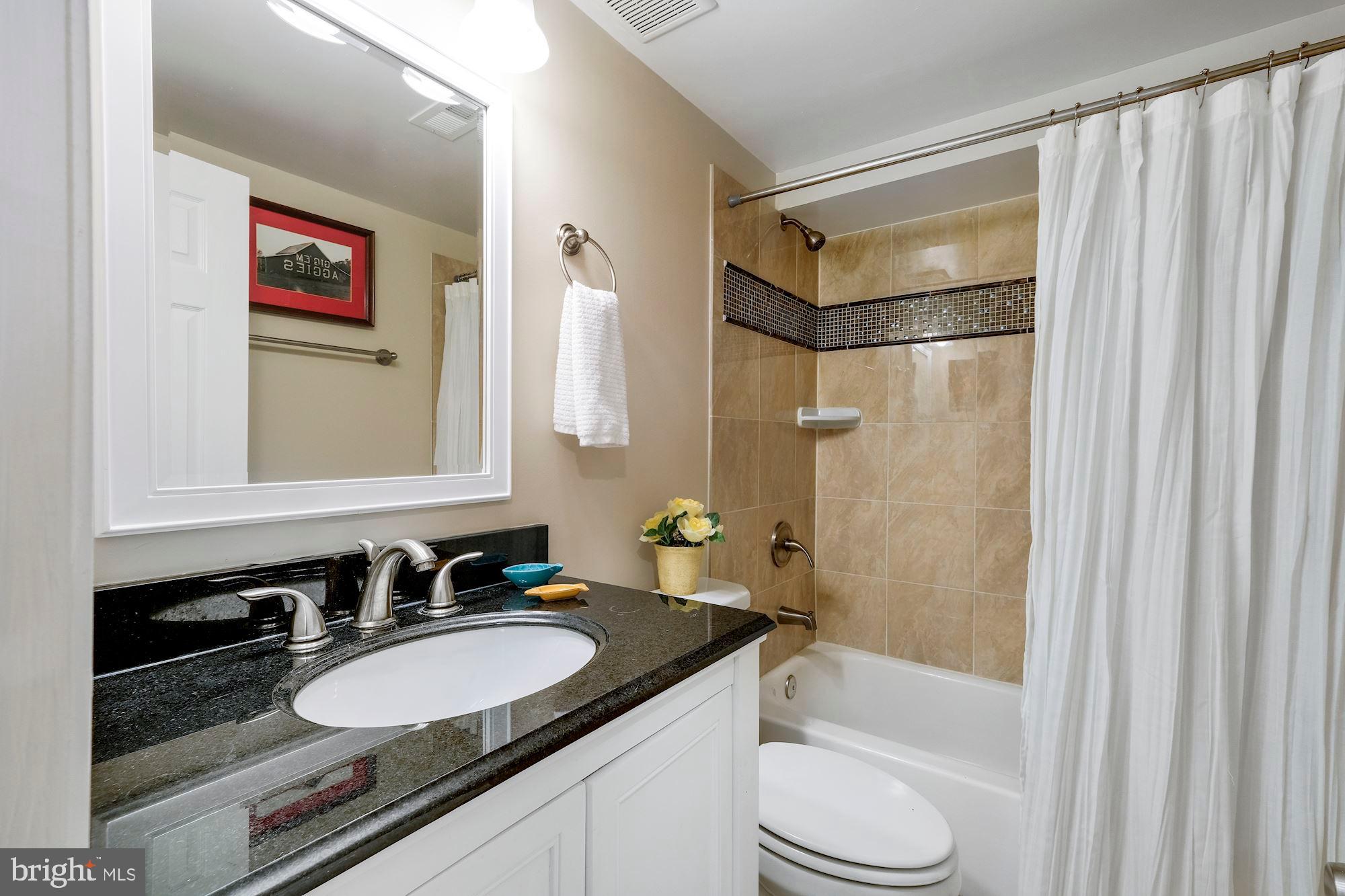 535 23rd Place Northeast Washington, DC 20002 - Photo 23 of 36 Bathroom #3