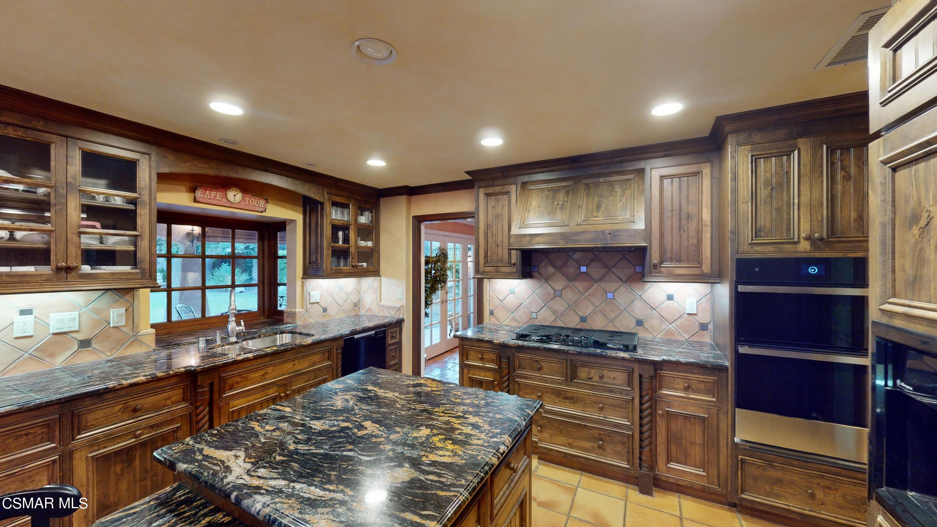 323 Valley Gate Road Simi Valley, CA 93065 - Photo 24 of 58 323-Valley-Gate-Rd-08042024_132259
