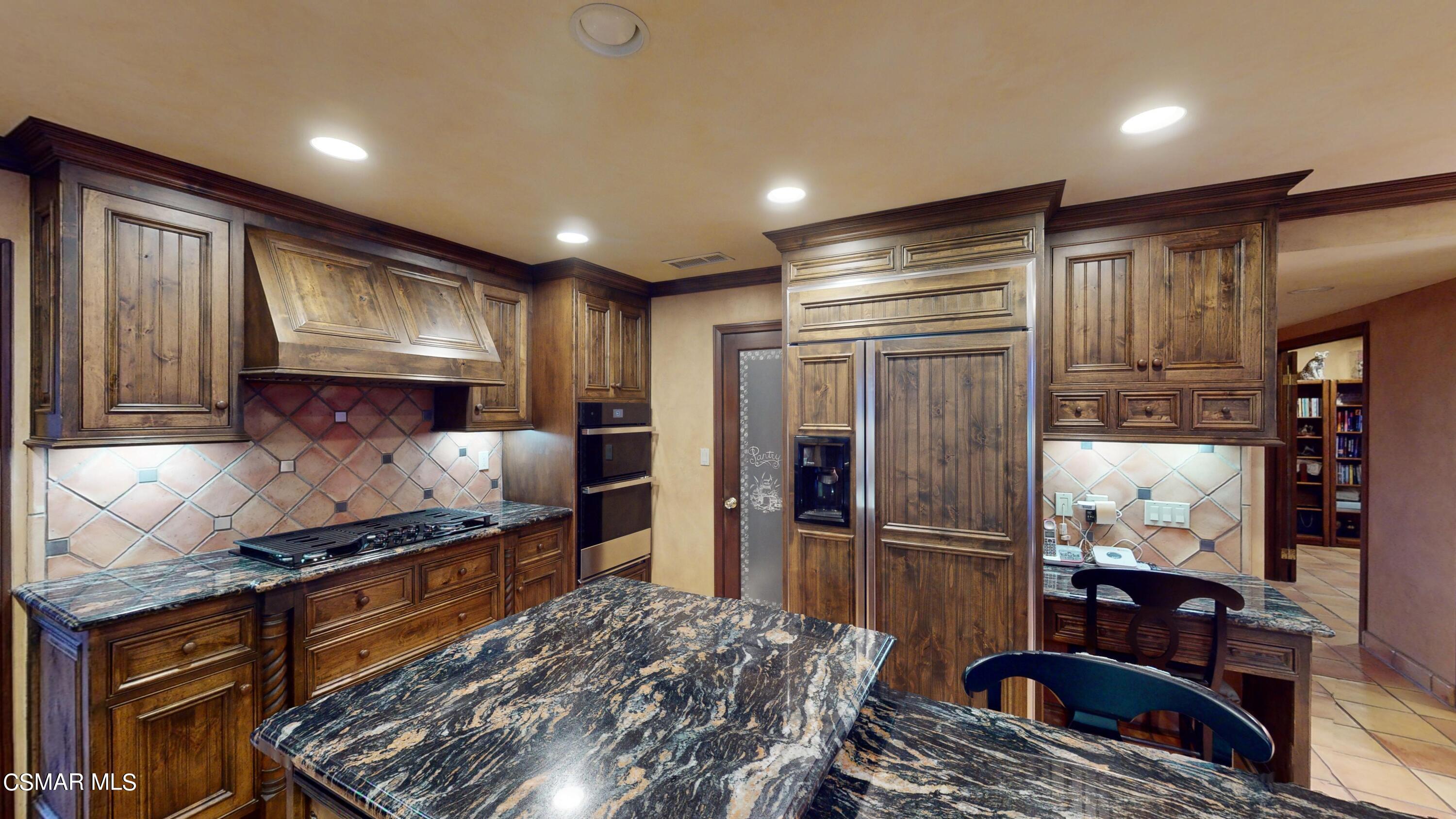 323 Valley Gate Road Simi Valley, CA 93065 - Photo 25 of 58 323-Valley-Gate-Rd-08042024_132315
